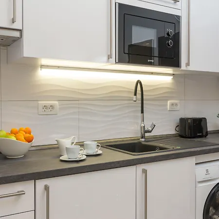 Luxury & Seven Гостьовий будинок 4*