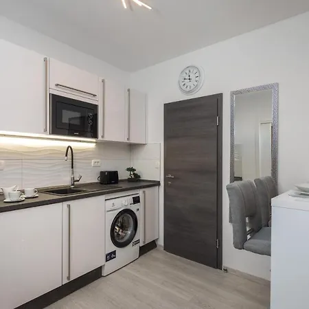 Luxury & Seven 3* Spalato